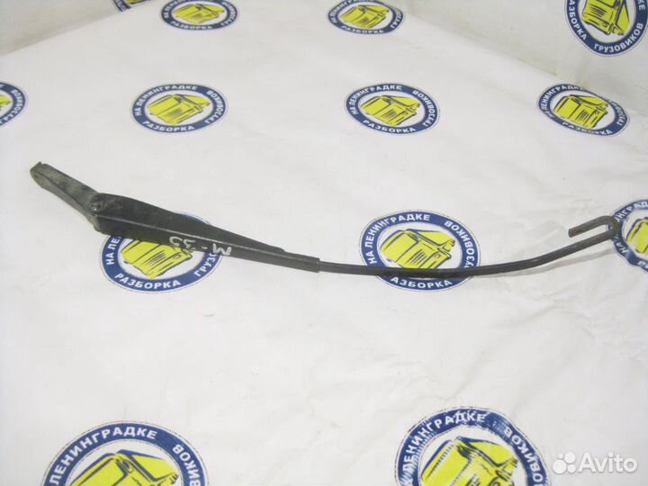 Поводок стеклоочистителя 81264300101 MAN, L 2000