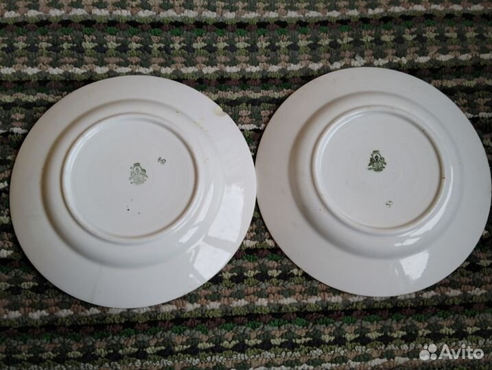 Тарелка старинная фарфор