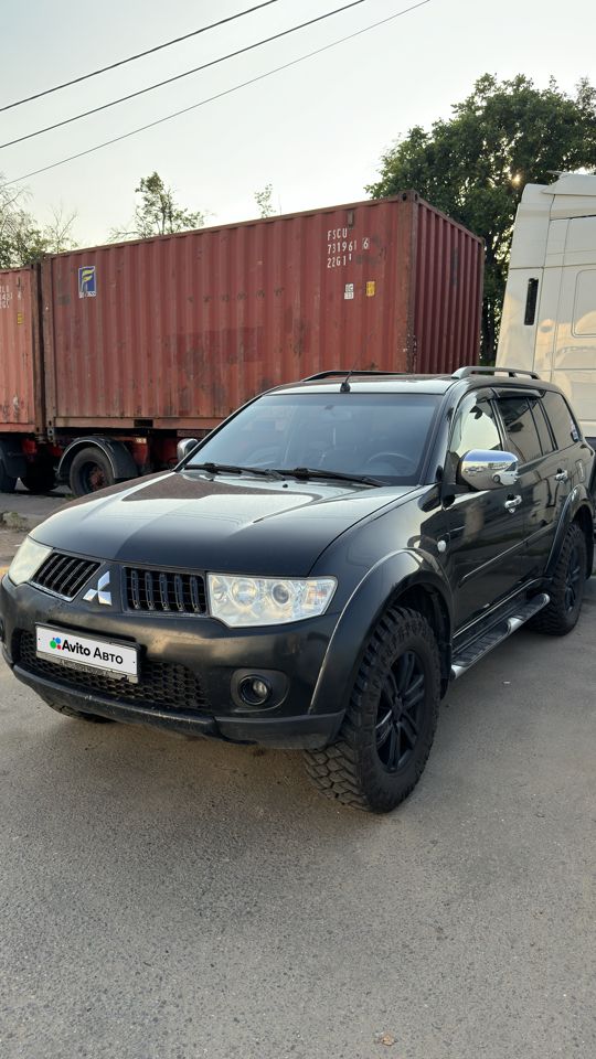 Mitsubishi Pajero Sport: фото владельца