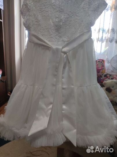 Нарядное платье для девочки 98