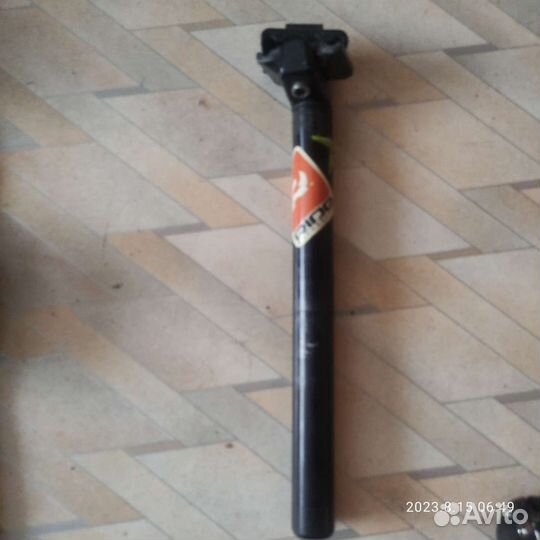 Подседельный штырь