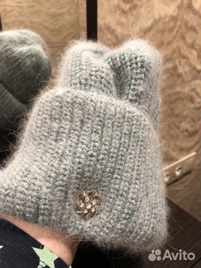 Шапки женские новые 3 шт