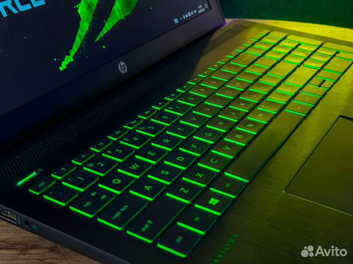 Игровой ноутбук Acer: i7 + GTX 1050 Ti + SSD