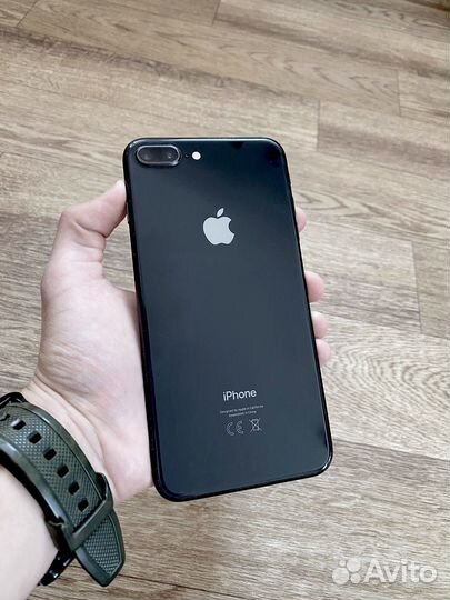 iPhone 8 Plus, 64 ГБ