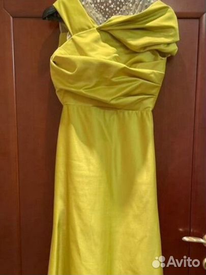 Вечернее платье 42 44