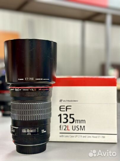 Canon EOS 5D Mark III + много ништяков