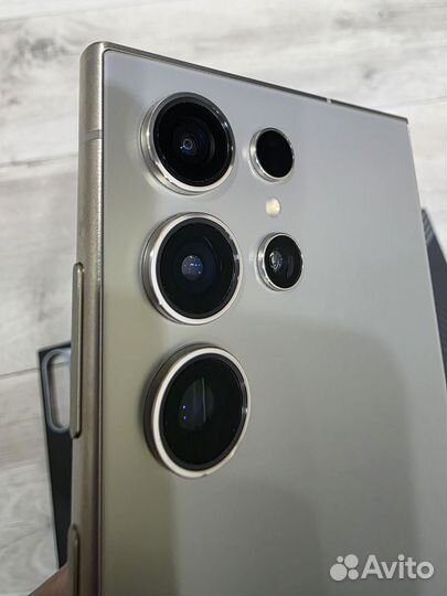 Samsung Galaxy S24 Ultra, 12/256 ГБ