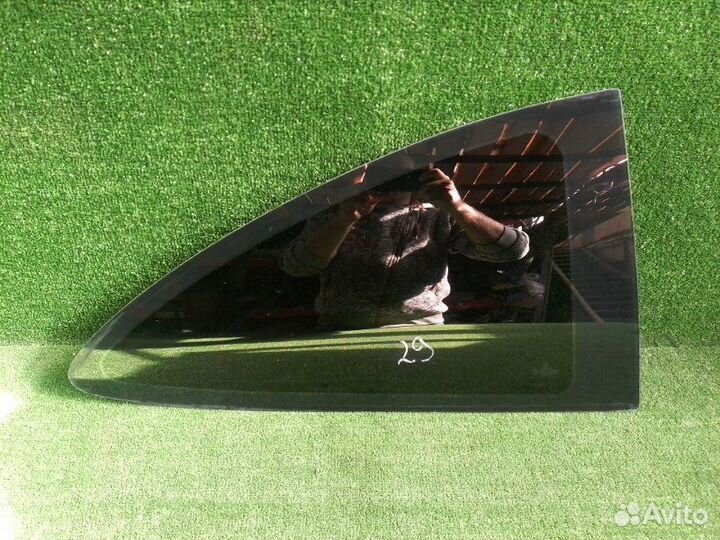 Стекло кузовное глухое правое Mercedes Clk Coupe