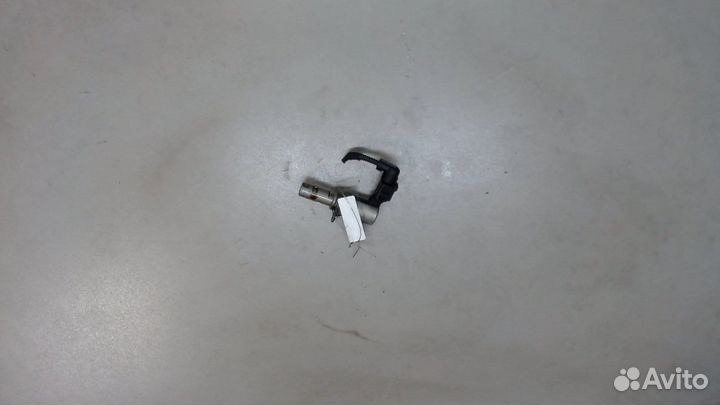 Клапан фазорегулятора Volkswagen Polo, 2013