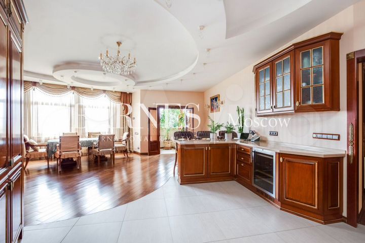 7-к. квартира, 420 м², 13/15 эт.