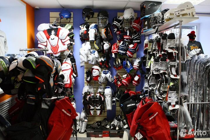 Хоккейная форма, коньки, клюшки в главспорт