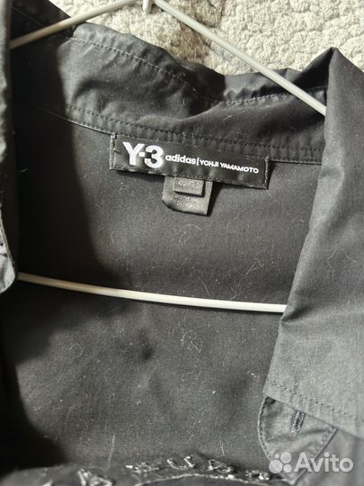 Y 3