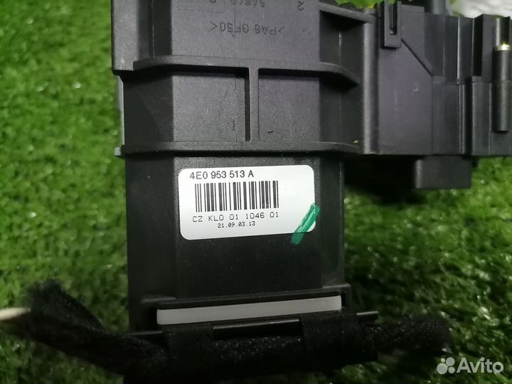 Переключатель подрулевой (света-поворотников) 4E09