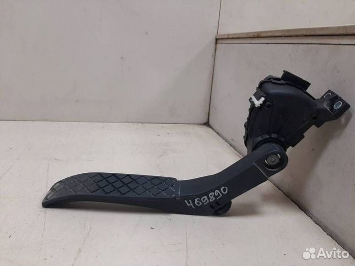 Педаль газа Volkswagen Touareg 7L 2002-2010