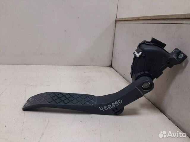 Педаль газа Volkswagen Touareg 7L 2002-2010
