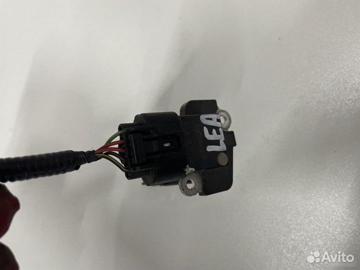 Датчик массового расхода воздуха двс Honda Freed