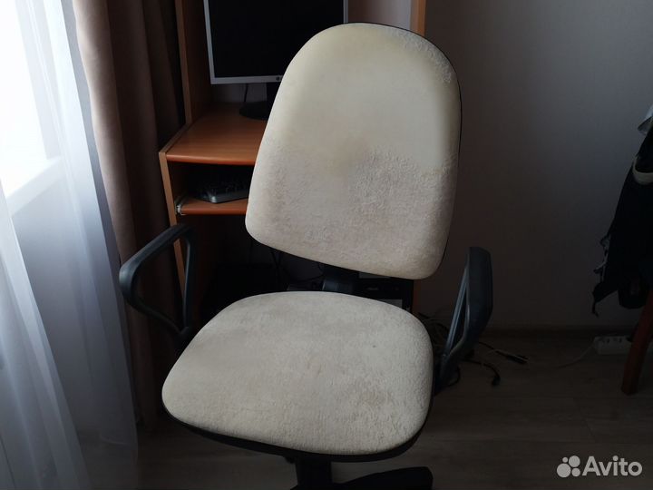 Компьютерный стул