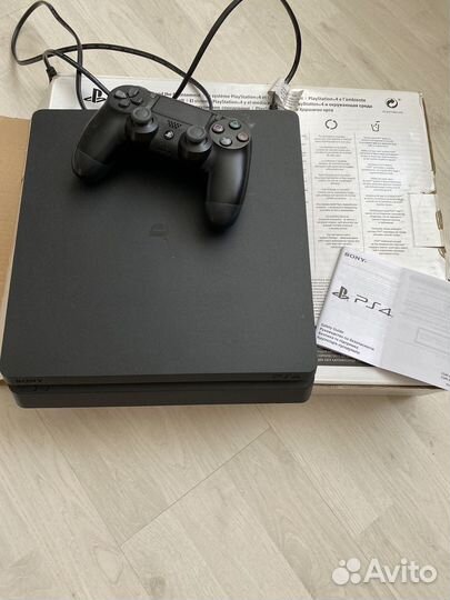 Sony playstation 4 PS4 slim