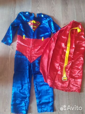 Костюм супермена