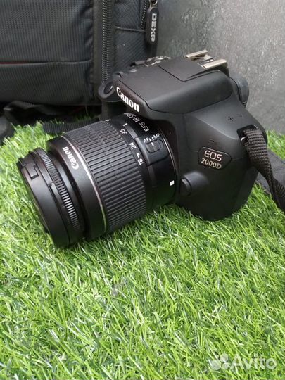 Фотоаппарат - Canon 2000D