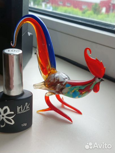 Фарфоровые статуэтка