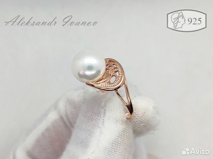 Кольцо. Золоченое серебро, иск жемчуг 17,5 размер