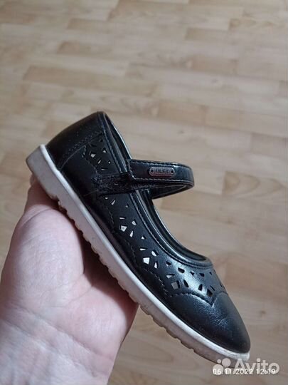 Туфли для девочки 28 размер