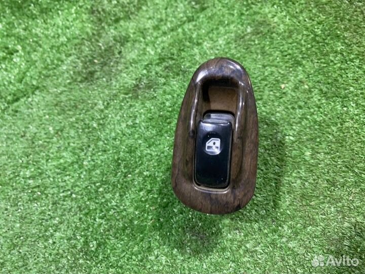 Кнопка стеклоподъемника Hyundai Sonata Y3 G4CNV