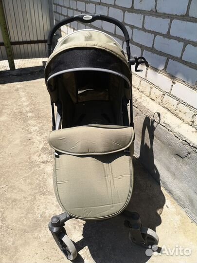 Прогулочная коляска