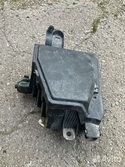 Корпус блока предохранителей рено логан