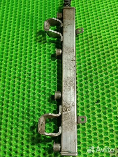 Топливная рампа Mazda 3