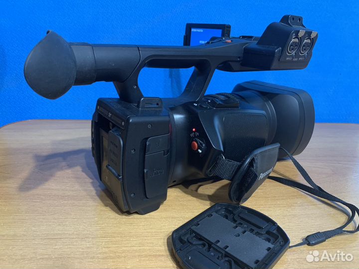 Камкордер видеокамера Panasonic AG-AC90EN