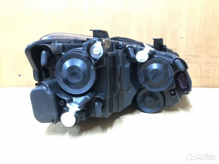 Фара левая Volkswagen Polo (15-20г)