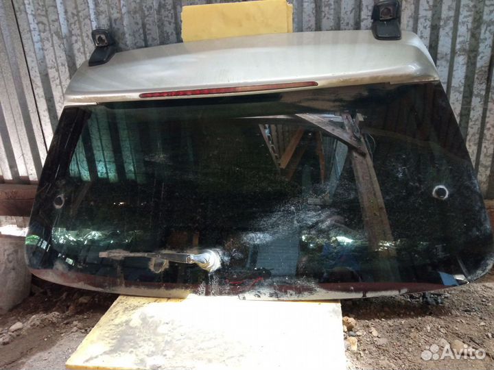 Двери Mazda Capella wagon