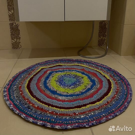 Коврик ручной работы