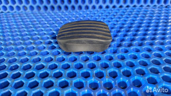 Накладкa стояночного тормоза Mercedes-Benz W210