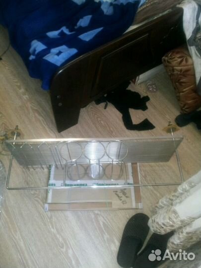 Полка для бокалов