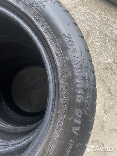 Kumho Ecsta HS51 205/55 R16