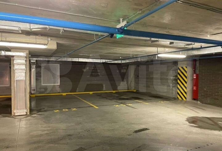 Машиноместо, 14 м²