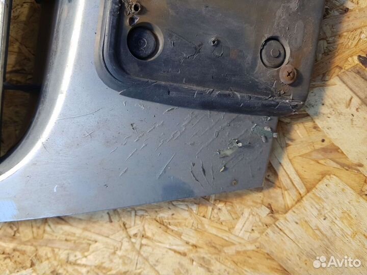 Решетка радиатора Volkswagen Jetta 5