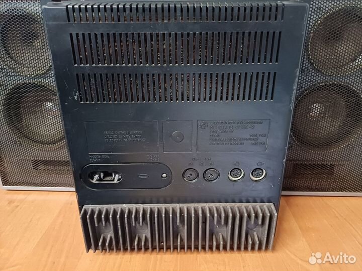 Магнитофон комета М-225С-2