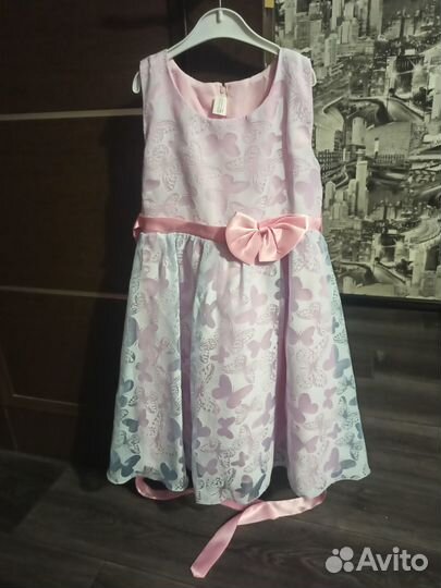 Платье нарядное для девочки 128