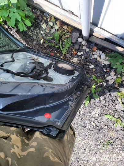 Задняя левая дверь на фольксваген б5