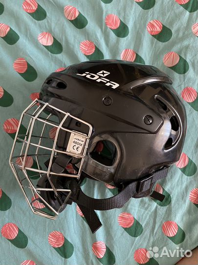 Хоккейный шлем Jofa 690 чёрный с маской