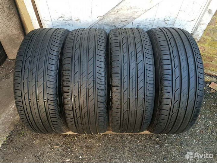 Bridgestone Turanza T001 225/45 R17