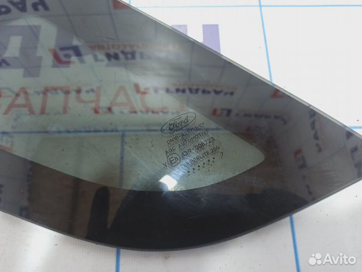 Стекло кузовное глухое левое Ford EcoSport 1894593