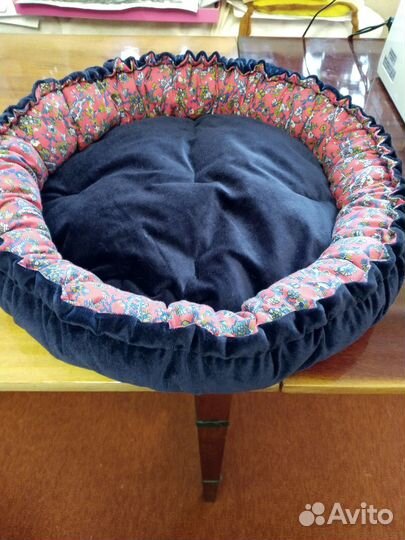 Лежанка для котиков