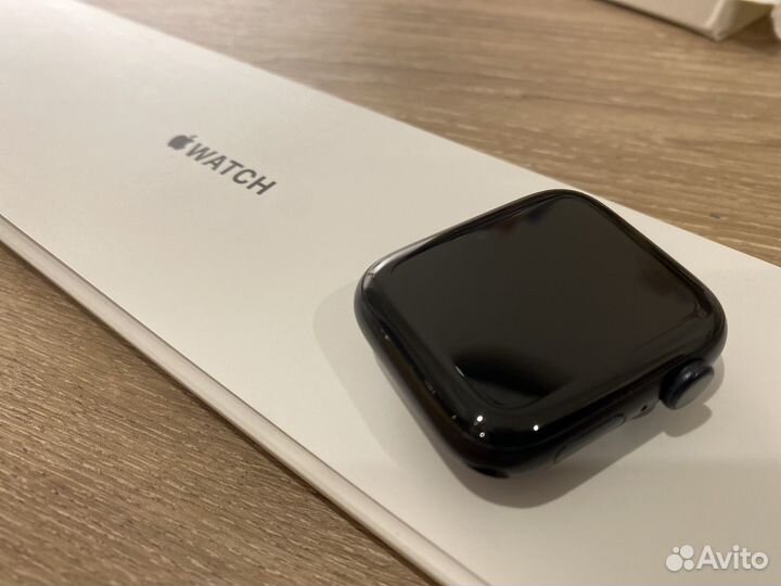 Apple watch SE 2022 (gen2) 44mm