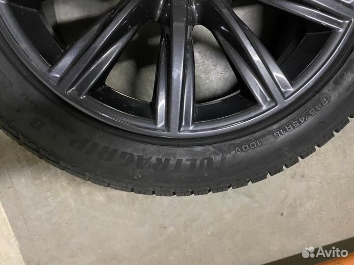 Комплект зимних колёс r18 оригинальный