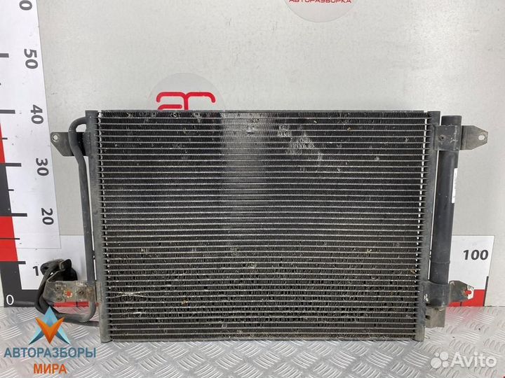 Радиатор кондиционера Volkswagen Golf 5 2008